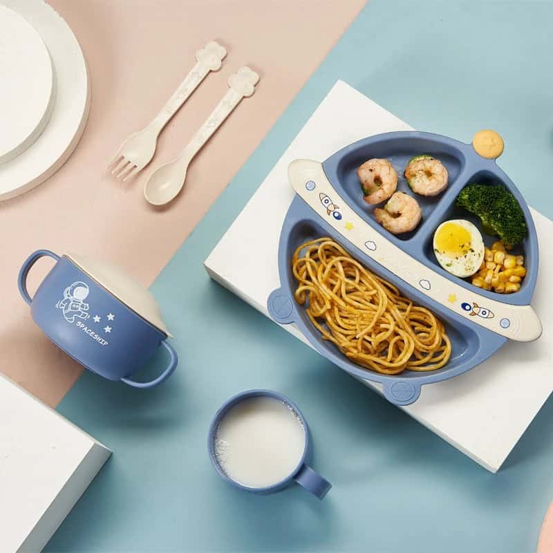 Set de alimentación bebé diseño espacial