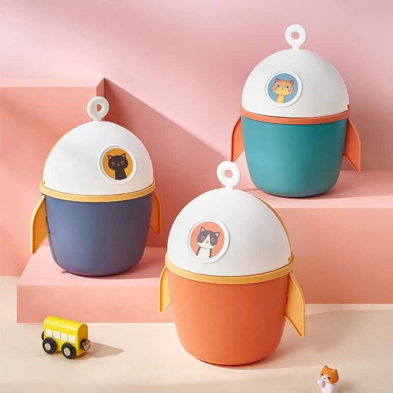Mini Papelera de Escritorio 🐥🚀 – Adiós papeles sueltos, hola orden con onda