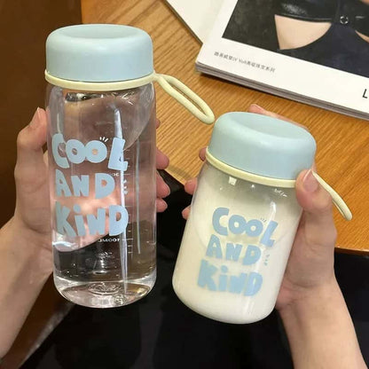 Botella de plástico 500 ml “Cool and Kind” 💧 Liviana, reutilizable y con mensaje que inspira