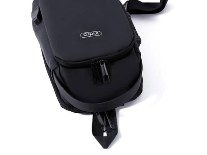 Bolso de hombro impermeable antirrobo con combinación y puerto USB
