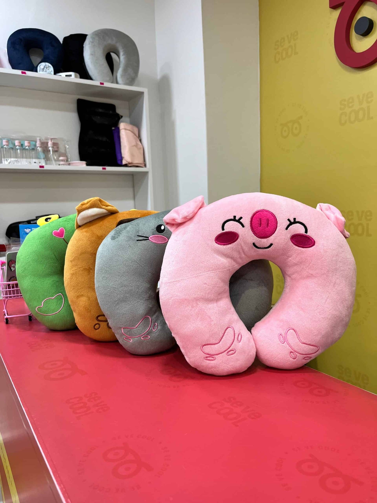Almohada de viaje infantil con diseño de animalitos – Súper suave y ergonómica