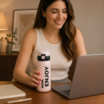 Botella térmica de acero inoxidable ENJOY 💧- 500 ml con sorbito, manija y diseño que inspira a disfrutar💧