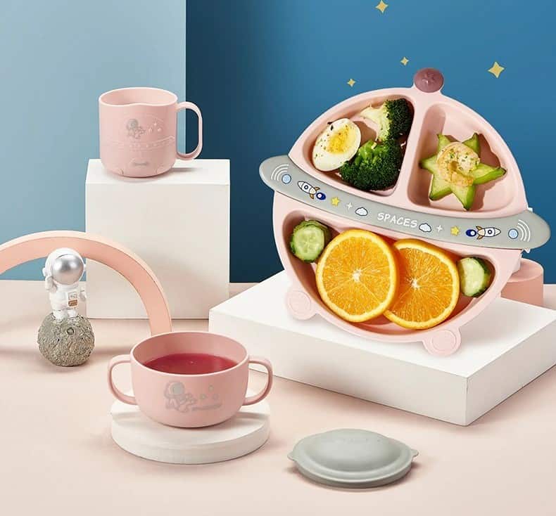 Set de alimentación bebé diseño espacial