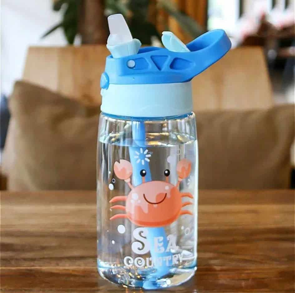 Botella infantil con sorbito animales del oceano 480 ml